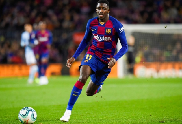Hiện Barca đang có nhiều gương mặt trên hàng công, cộng với tin đồn HLV Ronald Koeman muốn sớm đưa Memphis Depay về Camp Nou làm dấy lên lo ngại về một tương lai mờ mịt của Dembele.
