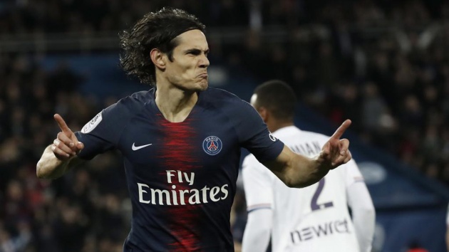 1. Edinson Cavani: Cập bến Manchester United bằng bản hợp đồng có thời hạn 1 năm, tương lai của Cavani sau mùa giải 2020/21 vẫn là một ẩn số.