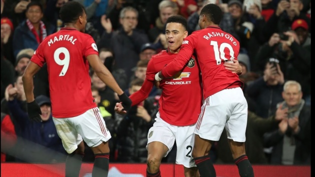 Man Utd hiện tại đang có sự cạnh tranh quyết liệt và đáng mừng trên hàng công, khi mà Marcus Rashford, Anthony Martial, Mason Greenwood, Daniel James hay thậm chí là Edinson Cavani đều sẵn sàng ra sân và cống hiến.