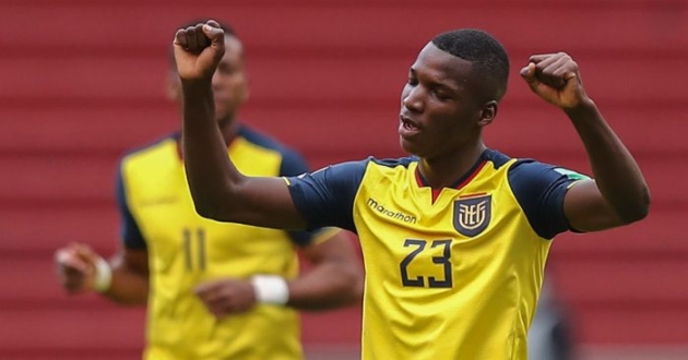 Man utd theo đuổi Moises Caicedo.