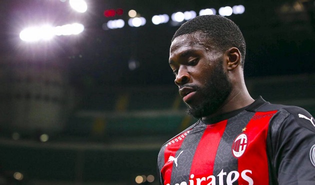 AC Milan sẽ mua đứt trung vệ Fikayo Tomori.