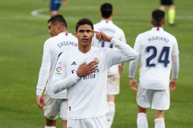 Trong công cuộc tìm kiếm một trung vệ đẳng cấp, đối tác hoàn hảo với Harry Maguire, Raphael Varane là mục tiêu hàng đầu của Manchester United.