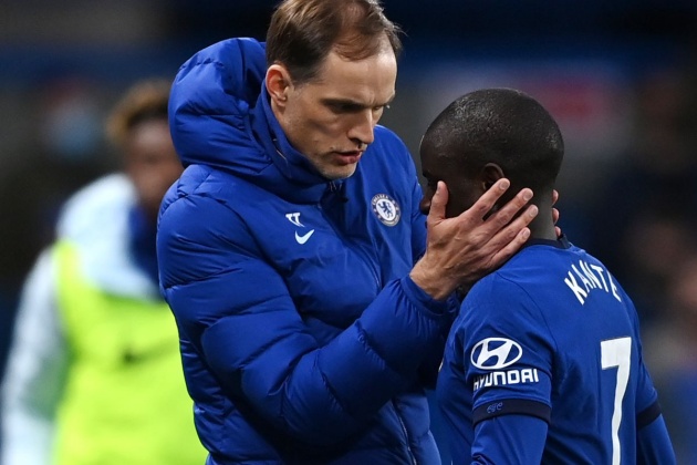 Với sự góp mặt của Kante, tuyến giữa Chelsea hứa hẹn sẽ được dọn dẹp sạch sẽ với lối chơi giàu sức chiến đấu và cày ải không biết mệt mỏi của tiền vệ người Pháp.