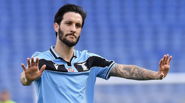 AC Milan vẫn muốn chiêu mộ tiền vệ Luis Alberto.