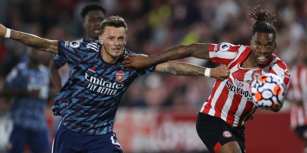 Arteta tin tưởng vào Ben White.