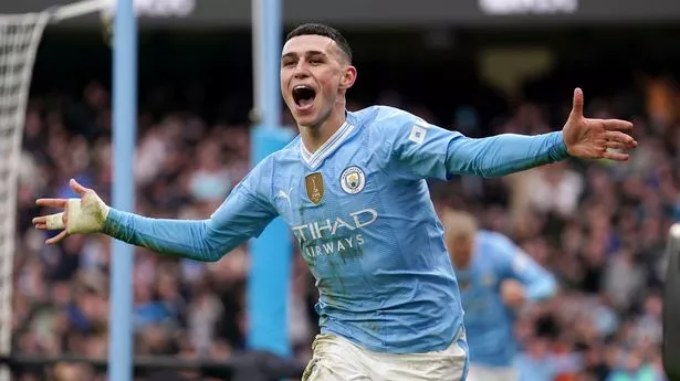Cú đúp của Phil Foden giúp Man City nhấn chìm Man United tại Etihad