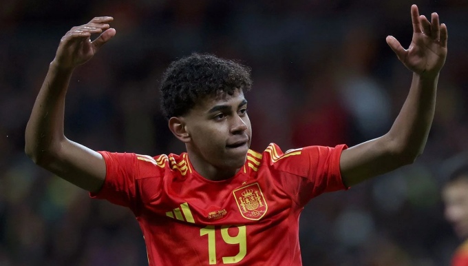 Lamine Yamal được CĐV Real Madrid công nhận tài năng.
