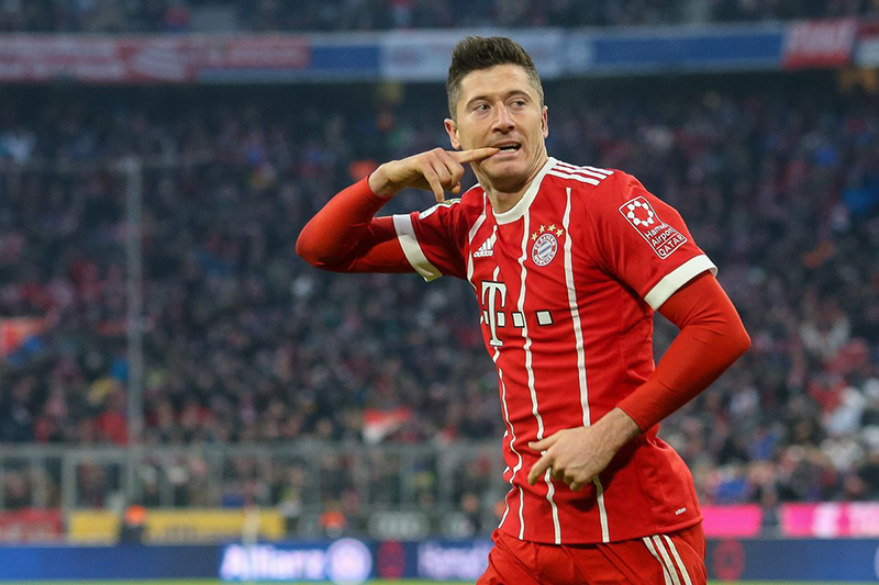Robert Lewandowski tỏ ra rất có duyên với mảnh lưới của Real.