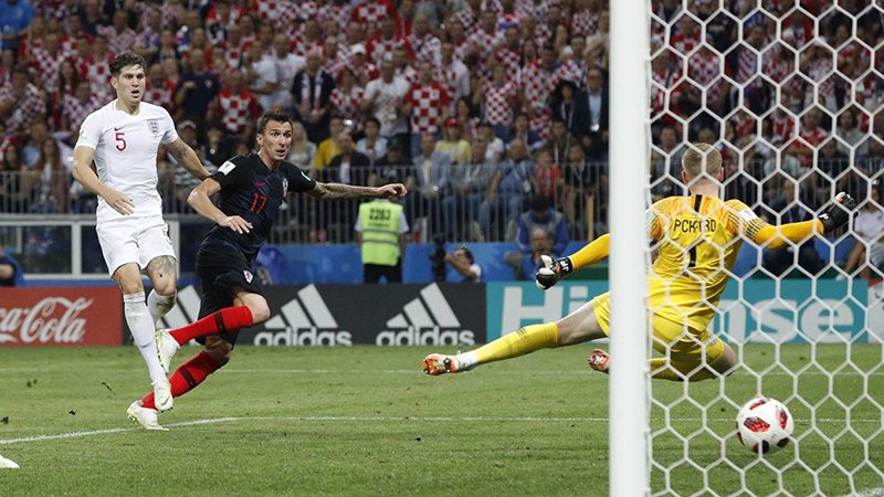 Mandzukic và Croatia chiến đấu bằng cả con tim.