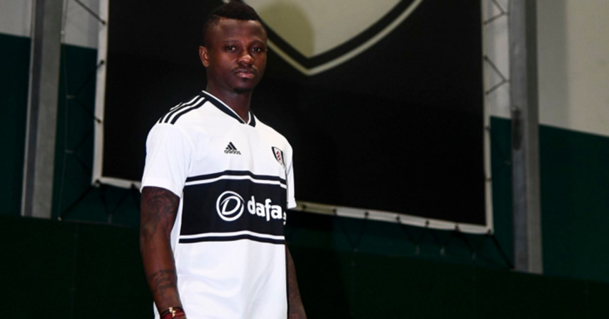 Jean Michael Seri, tiền vệ từng thi đấu cho Nice (Pháp) - mục tiêu theo đuổi một thời của Chelsea và Arsenal nay đã quyết định chuyển đến London nhưng để đầu quân cho Fulham với mức giá 25 triệu bảng.