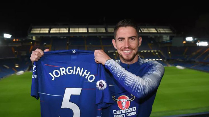 Jorginho, cầu thủ người Italia từng thi đấu cho Napoli đã quyết định đầu quân cho Chelsea với mức giá 57 triệu bảng.