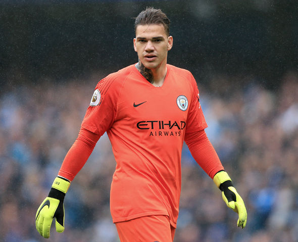Trong khung gỗ, Ederson chắc chắn sẽ là gương mặt được HLV Pep Guardiola tin tưởng.
