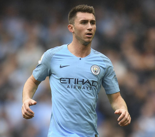 Cầu thủ vừa ghi bàn trong trận đấu với Wolverhampton, Aymeric Laporte sẽ đảm nhiệm vai trò trung vệ.
