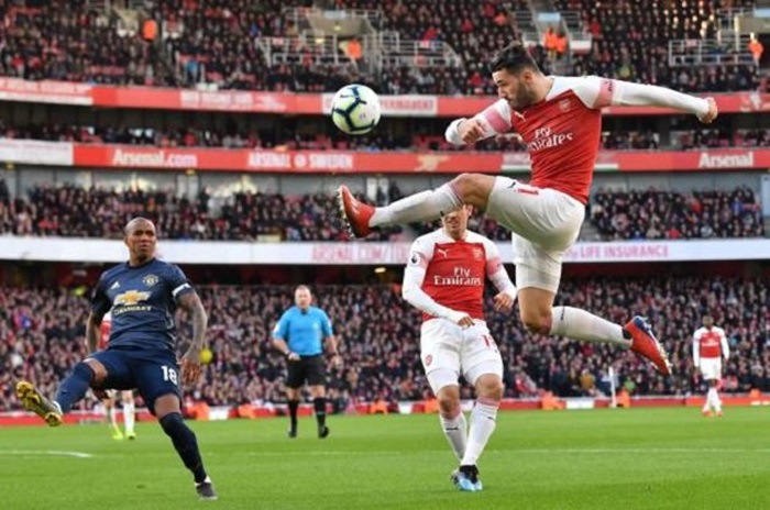 Arsenal có chiến thắng ấn tượng trước Man United.