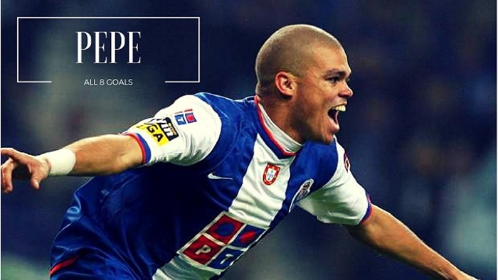 1. Pepe: Chuyển đến Real Madrid với giá 30 triệu euro. Pepe được xem là 1 phần trong "bộ tứ siêu phàm" của hàng phòng ngự Kền kền trắng khi đó, bên cạnh Sergio Ramos, Fabio Cannavaro và Gabriel Heinze. Cùng nhau, họ đã từng ngăn chặn 4 siêu sao hàng đầu của Barcelona thời điểm đó, Ronaldinho, Lionel Messi, Samuel Eto'o và Thierry Henry. Trước đó, Pepe đã có 88 trận thi đấu trong màu áo Porto và ghi được 8 bàn thắng.