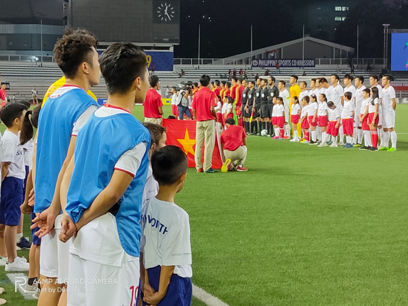 Bất chấp những trụ cột như Quang Hải phải vắng mặt vì chấn thương, các thành viên còn lại của U22 Việt Nam vẫn biết cách chiến thắng để bù đắp lại những thiệt thòi mà đội nhà trải qua trong suốt hành trình 15 ngày vất vả trên đất Philippines.