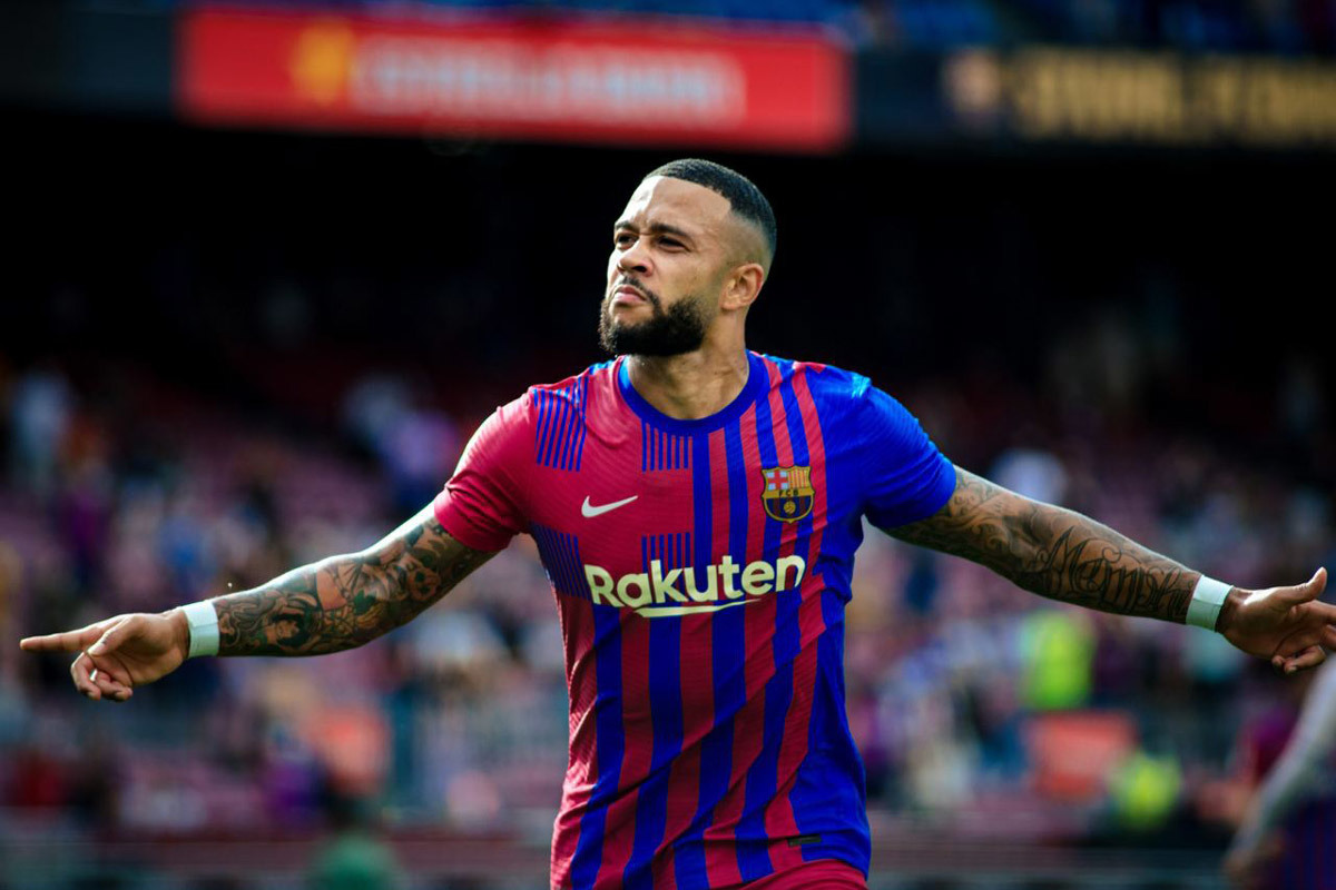 Depay vẫn là niềm hy vọng hàng đầu trên hàng công Barca.