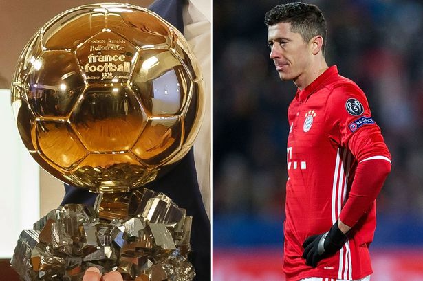 Lewandowski nhận thất bại trong cuộc đua giành danh hiệu Quả bóng vàng 2021.