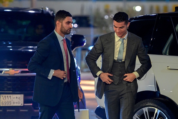 Đêm 3/1 (giờ Hà Nội), Cristiano Ronaldo có mặt để dự buổi lễ ra mắt tại sân Mrsool Park.