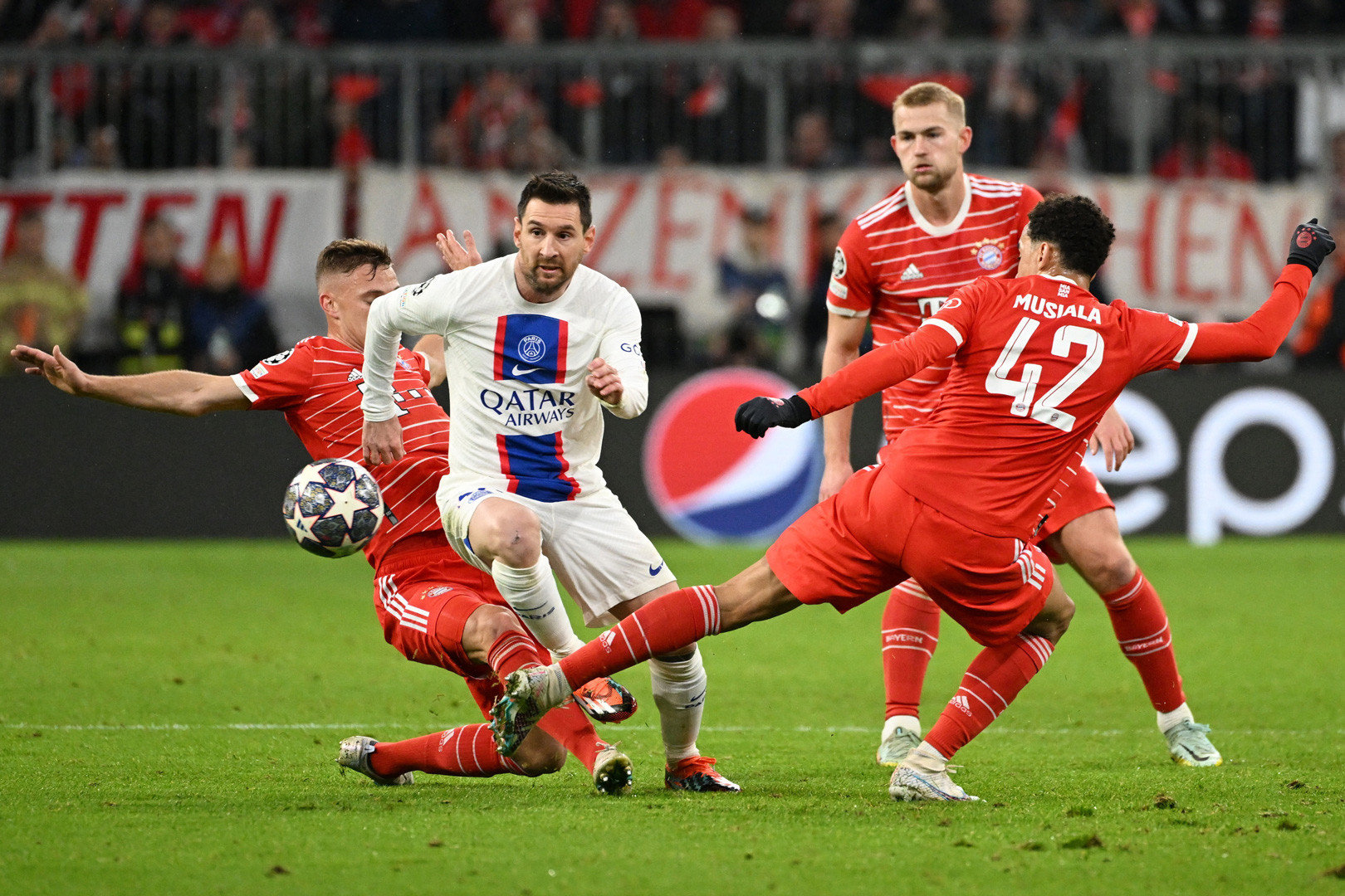Ảnh bài viết "Neymar và Messi đã diễn hài trong những trận đấu vừa qua"