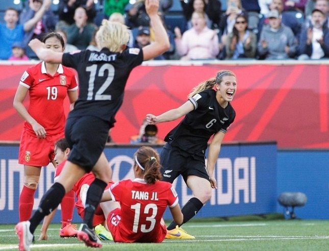 Rebekah Stott (số 6) vẫn là trụ cột của New Zealand ở World Cup 2023.