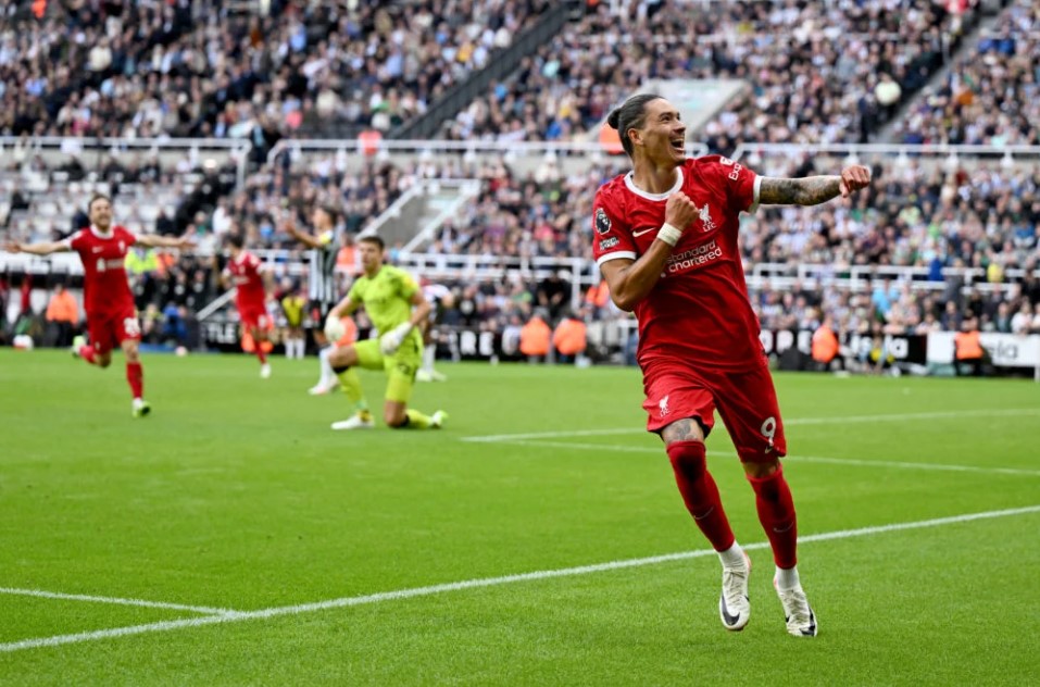 Darwin Nunez chỉ đang sắm vai dự bị tại Liverpool.
