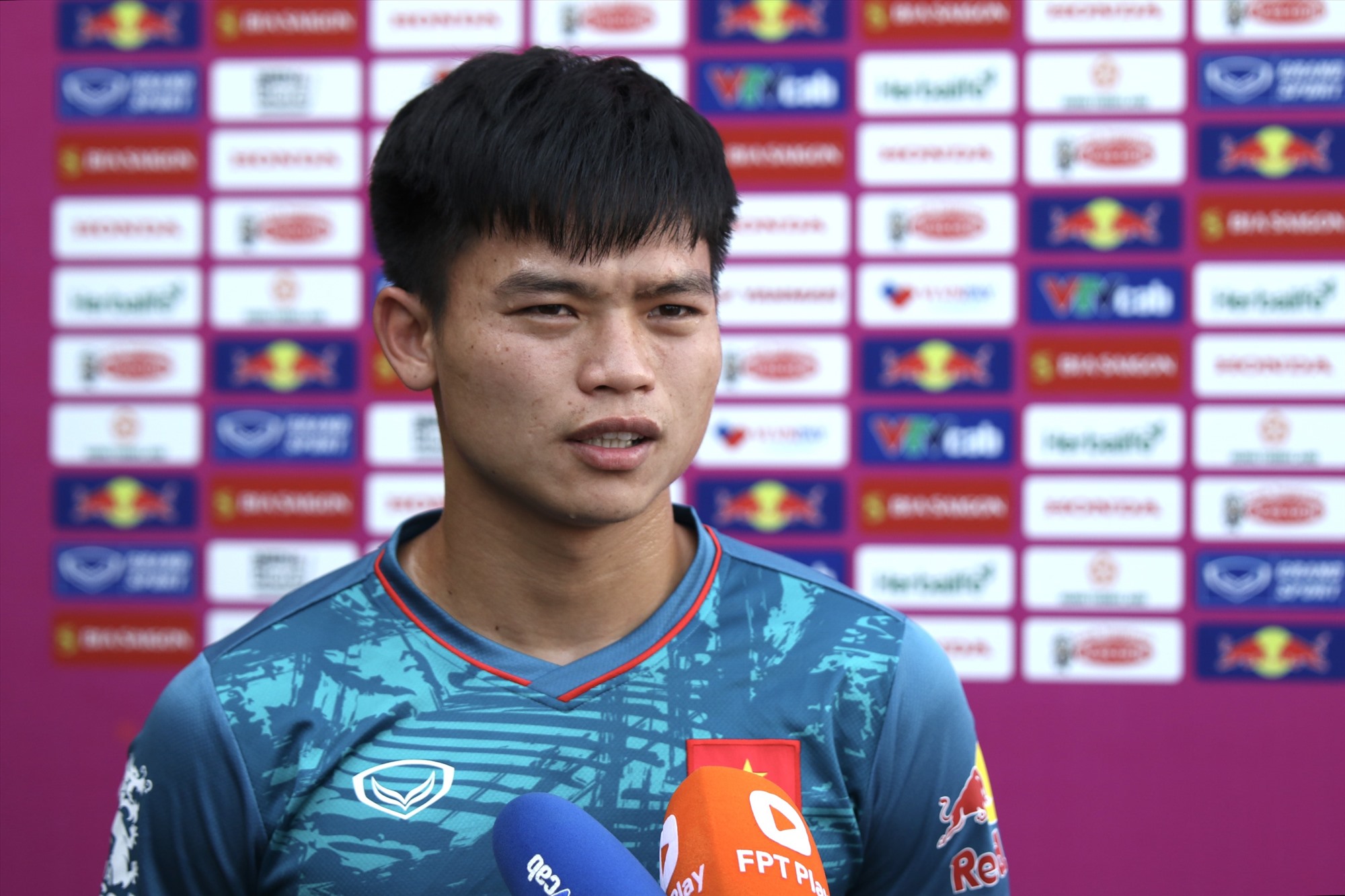 Hồ Văn Cường thừa nhận khuyết điểm của U23 Việt Nam. Ảnh: Báo Lao Động.