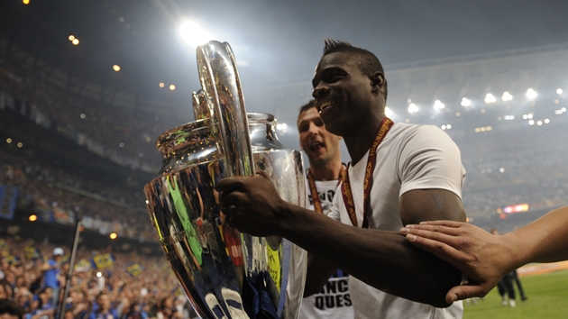 Bức ảnh mà Balotelli đăng tải nhằm đáp trả Ibrahimovic.