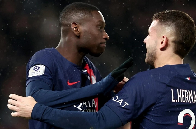 Ảnh bài viết Randal Kolo Muani tự tin trước trận gặp Borussia Dortmund