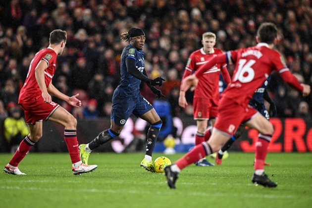 Ảnh bài viết Huyền thoại Chelsea "tuyệt vọng" với Noni Madueke 