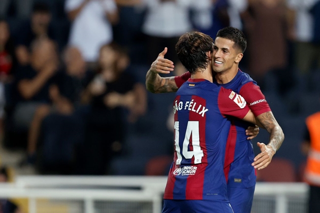 Ảnh bài viết "Siêu cò" Jorge Mendes tiết lộ hai mục tiêu của Barcelona hè này