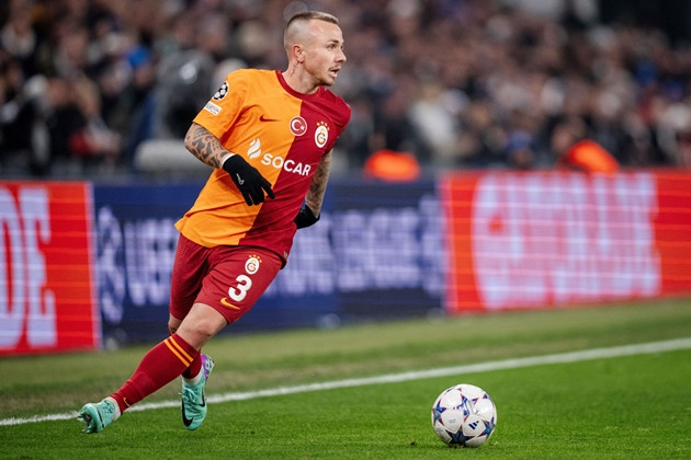 Angelino nhiều khả năng sẽ chuyển sang khoác áo AS Roma.