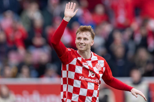 Ảnh bài viết “Người thừa” úp mở tương lai tại Liverpool