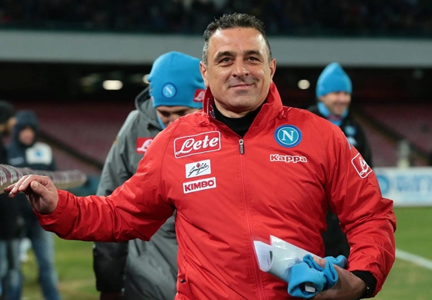 Francesco Calzona từng có thời gian dài làm trợ lý ở Napoli.