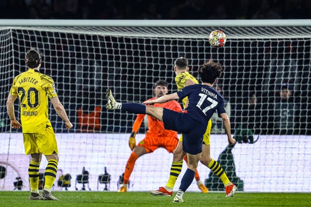 Thần may mắn đã ngoảnh mặt với đội chủ nhà.