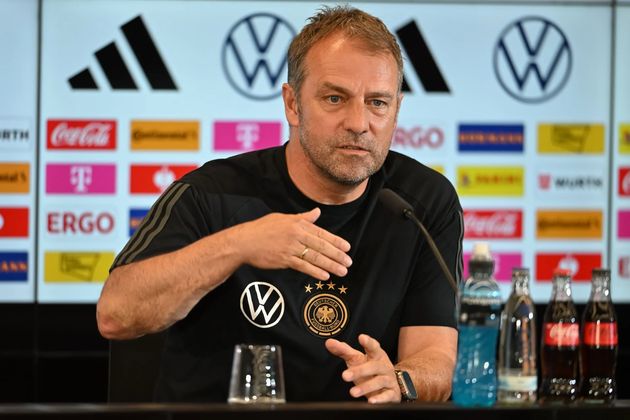 Ảnh bài viết 3 cách Barcelona có thể xếp đội hình dưới thời Hansi Flick