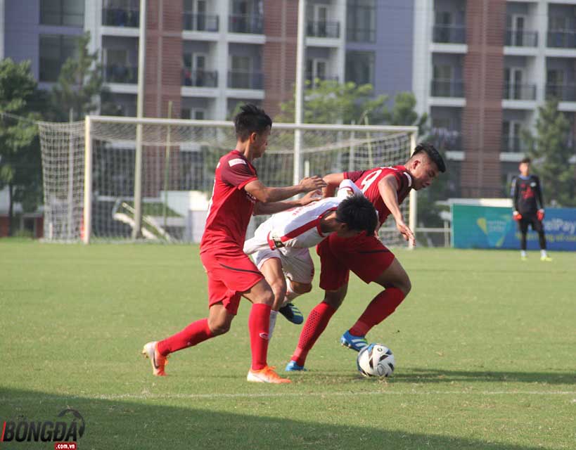 Ảnh bài viết U23 Việt Nam cầm hòa Viettel trong thời tiết nắng nóng
