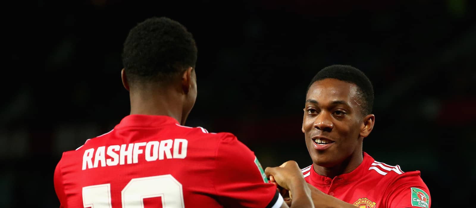 Solsa khá liều lĩnh khi để cặp song sát của mình ngồi dự bị trước một đối thủ lớn như Arsenal.