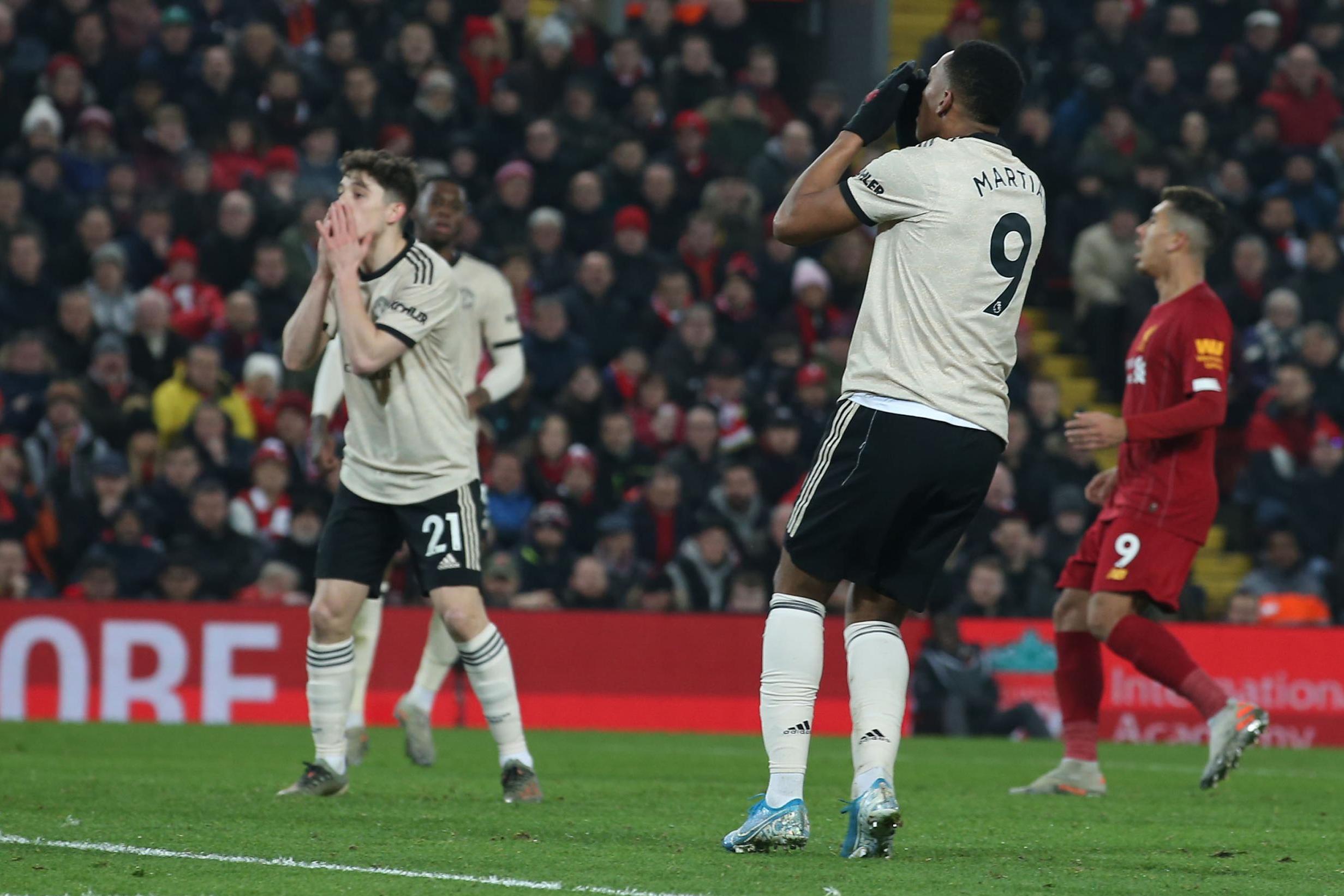 Thiếu Rashford, MU mất đi thứ vũ khí nguy hiểm nhất của mình và đành thất thủ trước Liverpool.