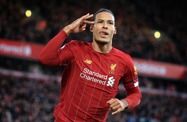 Van Dijk liên tục bị chỉ trích.