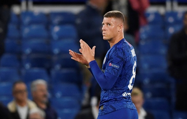 Ross Barkley - Khó có chỗ tại Stamford Bridge: Mùa trước, Barkley đã trình diễn một bộ mặt không ổn định, và sẽ chẳng có gì bất ngờ nếu anh rời đi trong thời gian tới.