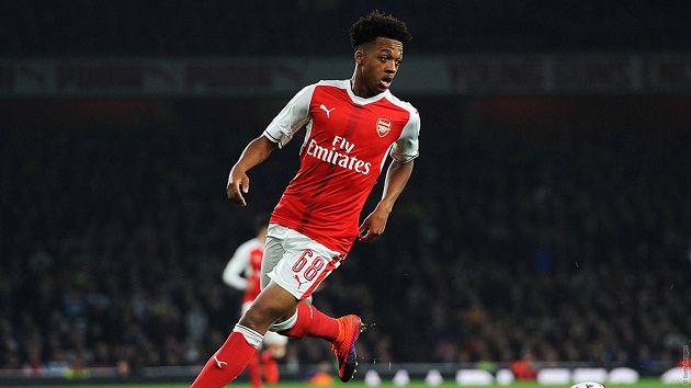 Chris Willock từng có thời gian khoác áo Pháo thủ.