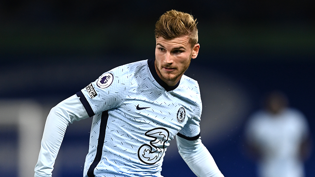 Tiền đạo phải: Timo Werner (Chelsea). Tốc độ cùng khả năng quấy nhiễu hàng phòng ngự đối thủ đến từ tân binh người Đức đang giúp hàng công The Blues trở nên cực kỳ đáng sợ.