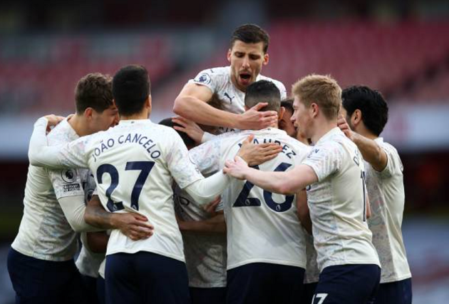 Man City đánh bại Arsenal với tỷ số tối thiểu, qua đó tiếp tục nối dài chuỗi trận ấn tượng của mình.