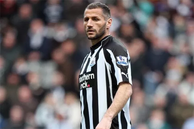 Shefki Kuqi không thể thay thế vị trí của Andy Carroll.