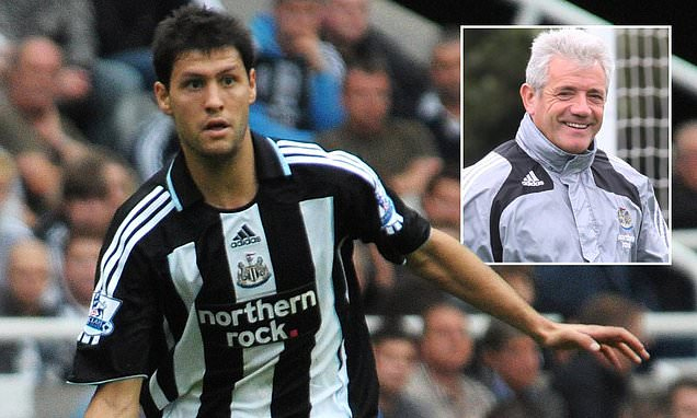 Cầu thủ Youtube - Ignacio Gonzalez cũng là lý do chính khiến HLV Kevin Keegan từ chức.