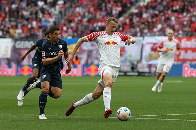 Ảnh bài viết Hậu vệ Leipzig lọt vào tầm ngắm của Barcelona