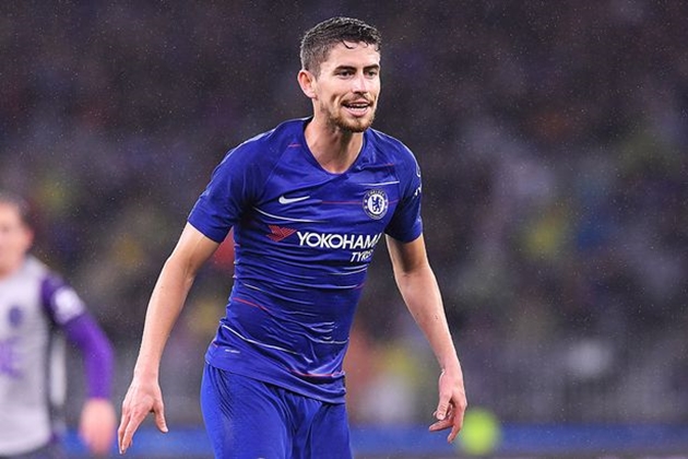 Jorginho có màn ra mắt tuyệt vời trong trận thắng của Chelsea trước Perth Glory.