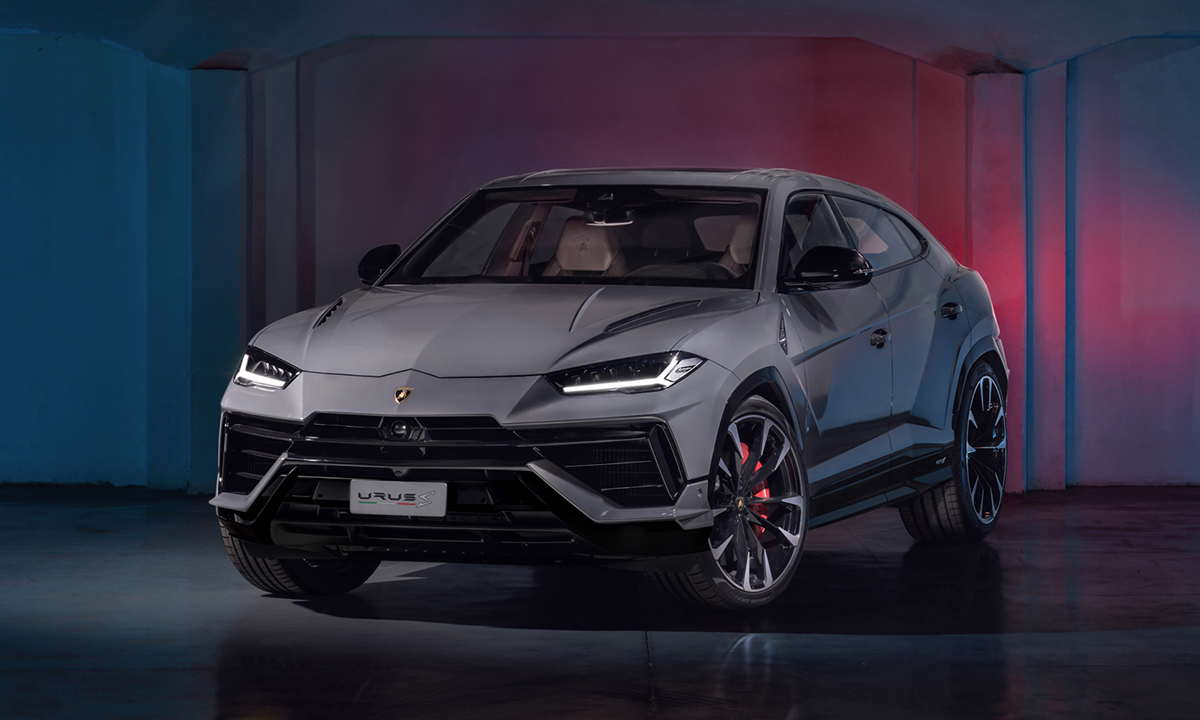 Lamborghini Urus (Eddie Nketiah): Một trong những chiếc xe hiếm nhất ở Premier League, Nketiah rõ ràng biết cách tạo nên khác biệt. Để sở hữu 1 chiếc Urus, người mua phải bỏ ra số tiền lên tới 200.000 bảng.