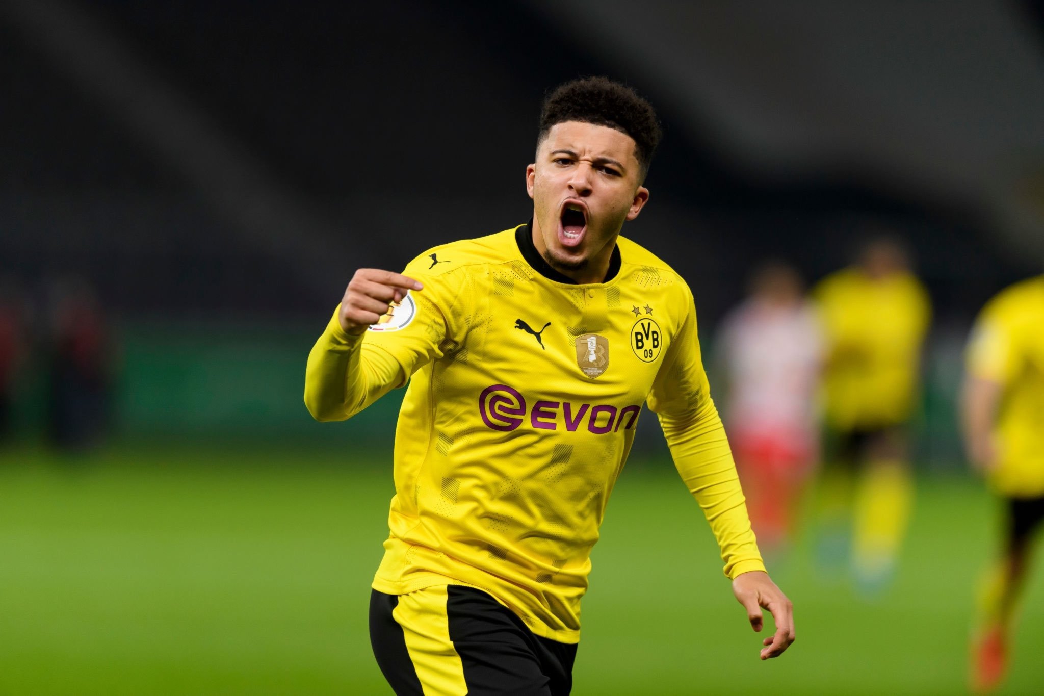 Man United rao bán Sancho.